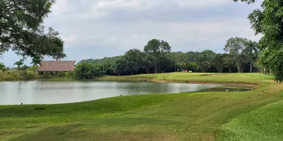 Club image Lake House Resort Country Club