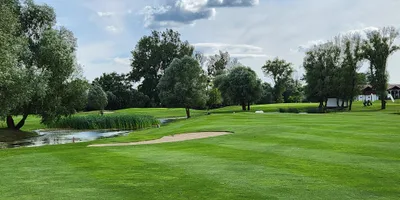 Club image Tri Duby Golf Resort (Three Oaks)