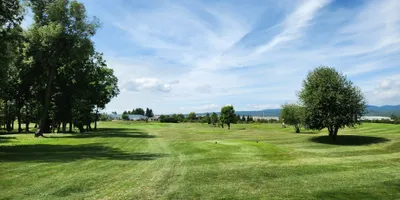 Club image Tri Duby Golf Resort (Three Oaks)