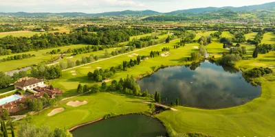 Club image Le Pavoniere Golf & Country Club