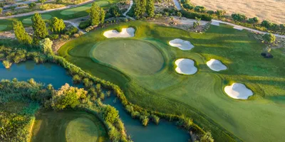 Club image Infinitum Golf