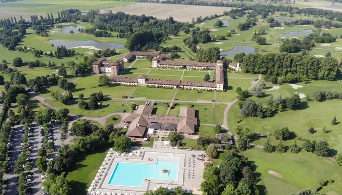 Castello Tolcinasco Golf Resort & Spa (2026 ...