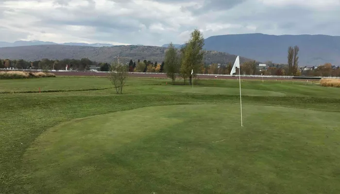 Hippodrome Golf Club (2026) | Abschlagszeiten und Bewertungen ...