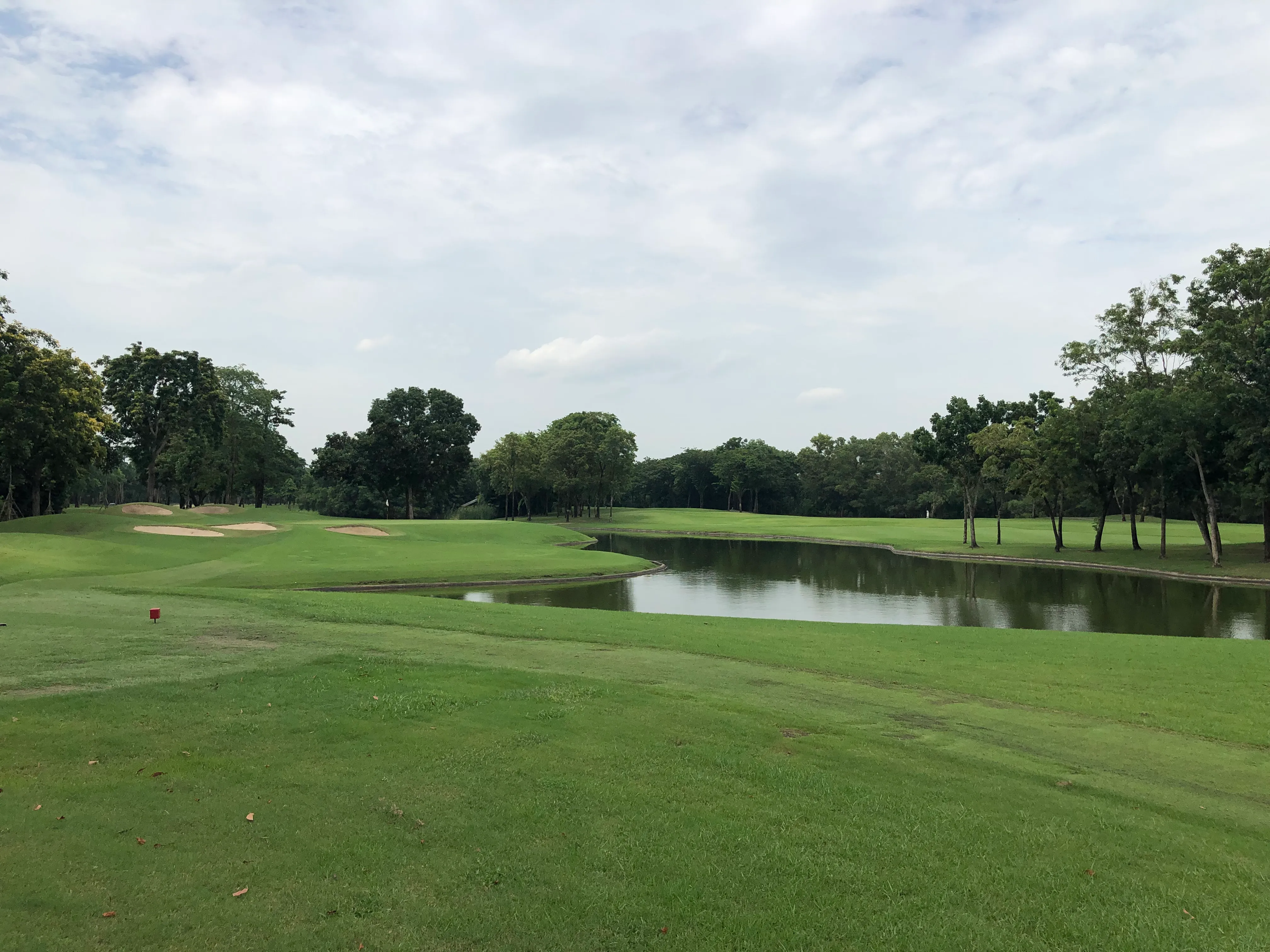 Lam Luk Ka Country Club