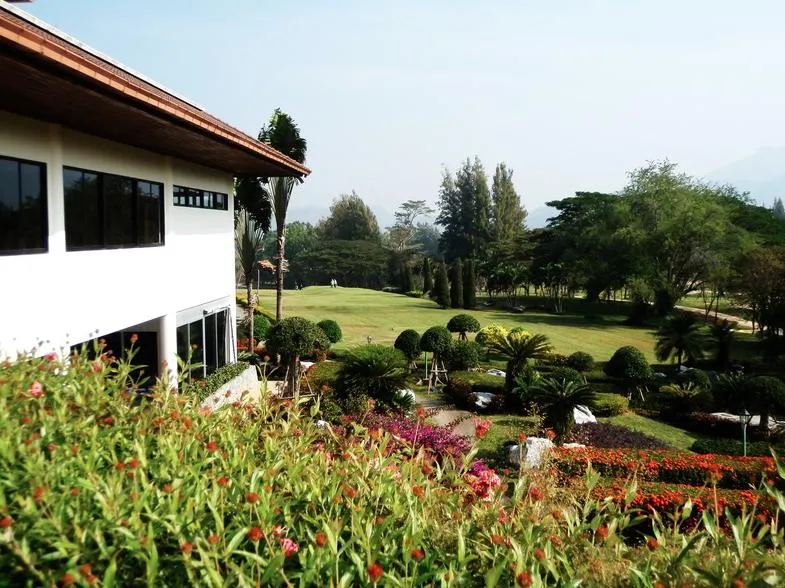 Forest Hills Country Club (Sir James Country Club)
